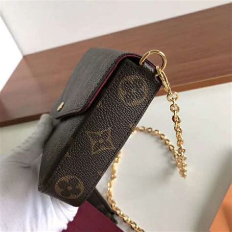 Louis Vuitton felicie pochette monogram